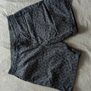 JCrew Blue and White Floral Shorts - 9"